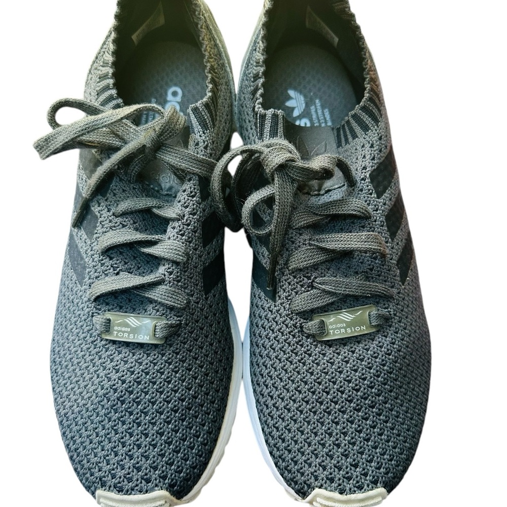 ADIDAS ZX flux mesh knit sneaker size 8